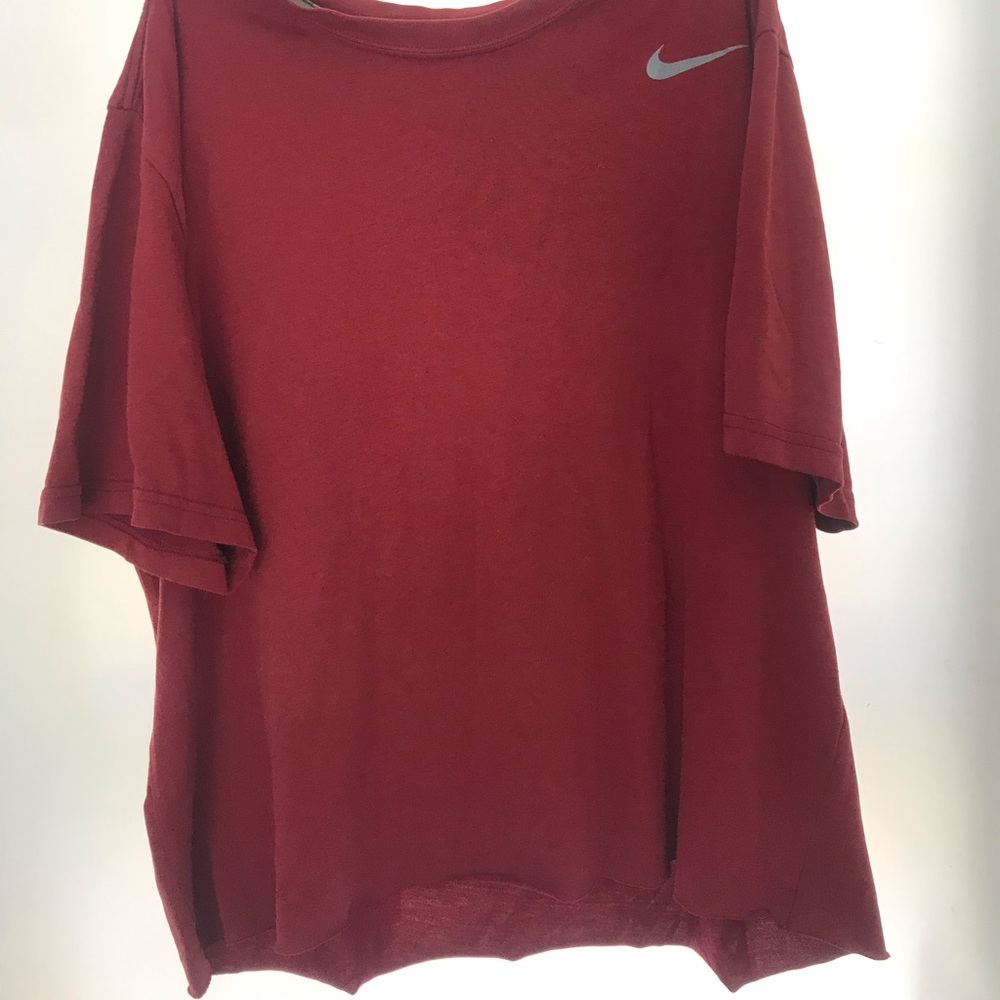 Cropped Nike Tee- Short Sleeve